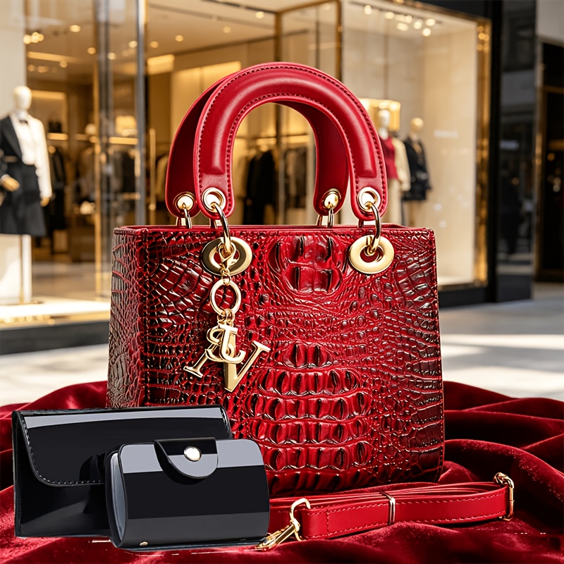 Three-piece bag set with an alligator-pattern texture