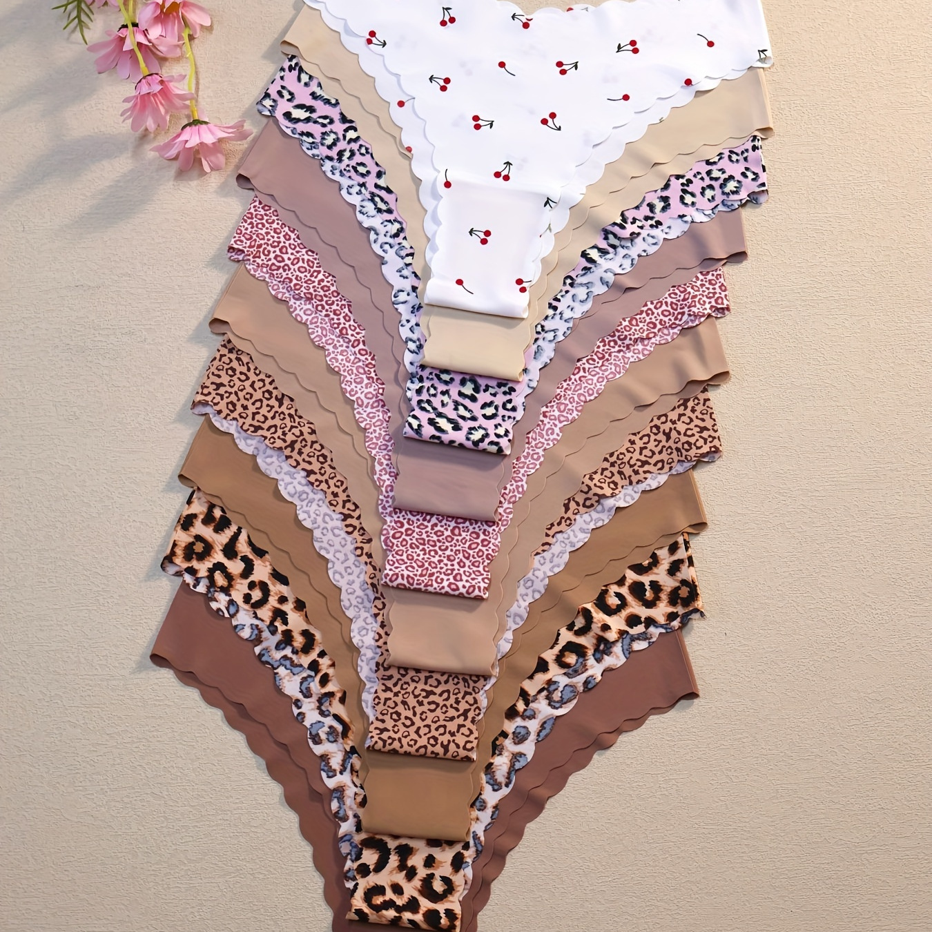 Women’s briefs with leopard-print options